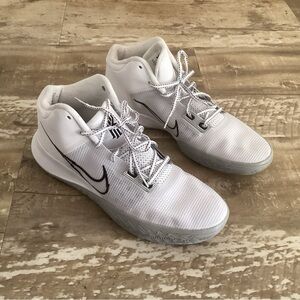 Nike Kyrie Flytrap IV White Basketball Shoes CT1972-100 Men's Size 13